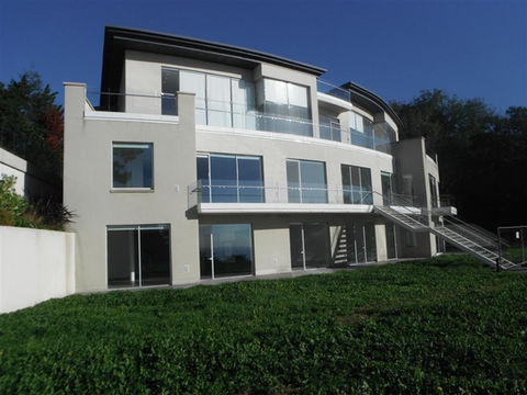 residential refurbishment, structural engineering,extending balcony, swimming pool