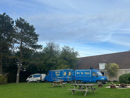 Le Vex’in Truck privatisé à la Ferme de Gally à Saint-Cyr : une soirée gourmande et conviviale