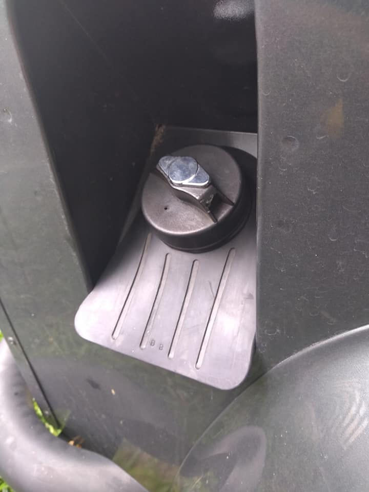 BORRACHA DO TANQUE COM ABA