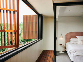 SURF HOUSE