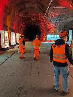 Besuch den Lötschberg-Basistunnel