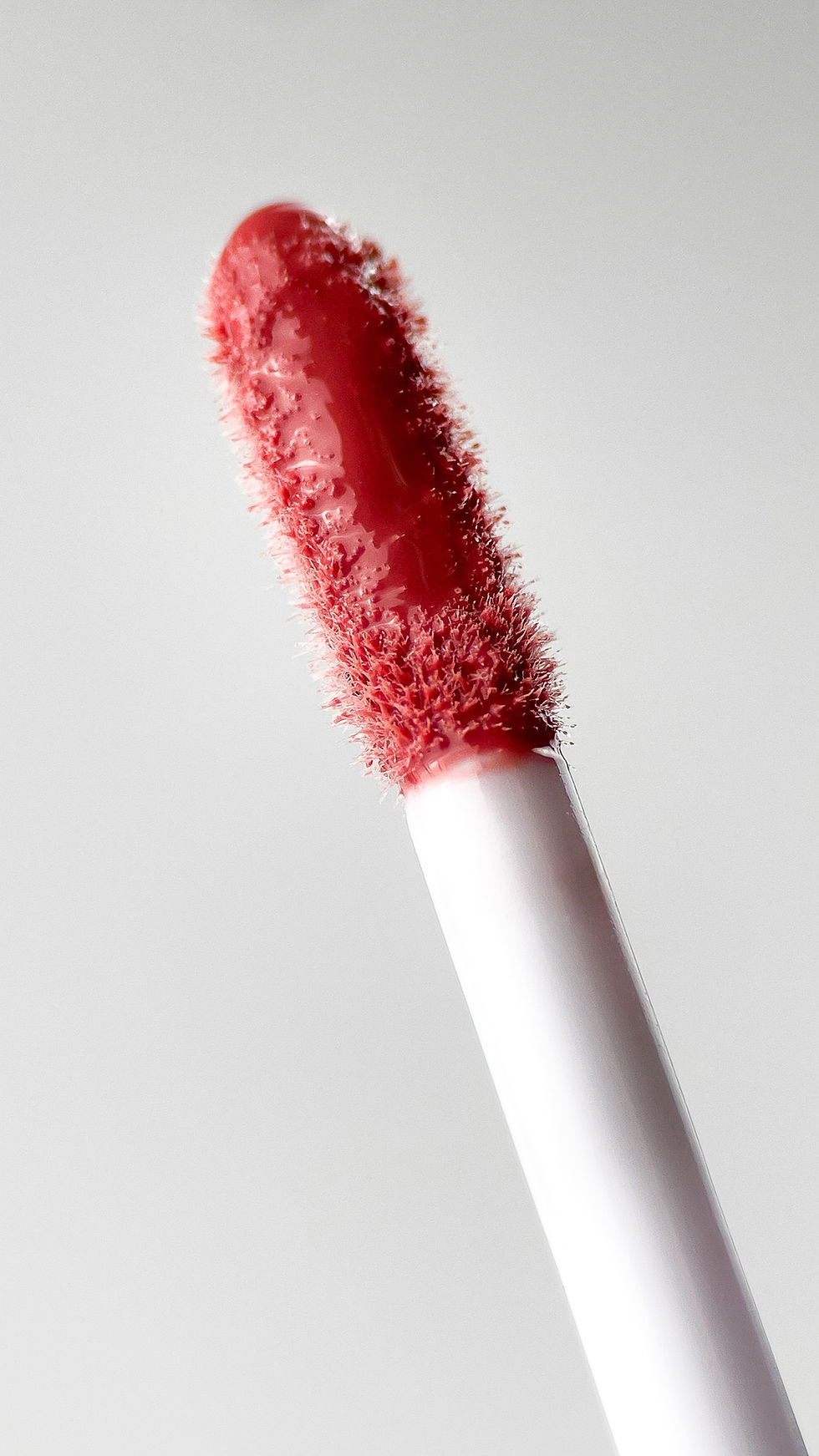 Thumbnail: Intense lip gloss