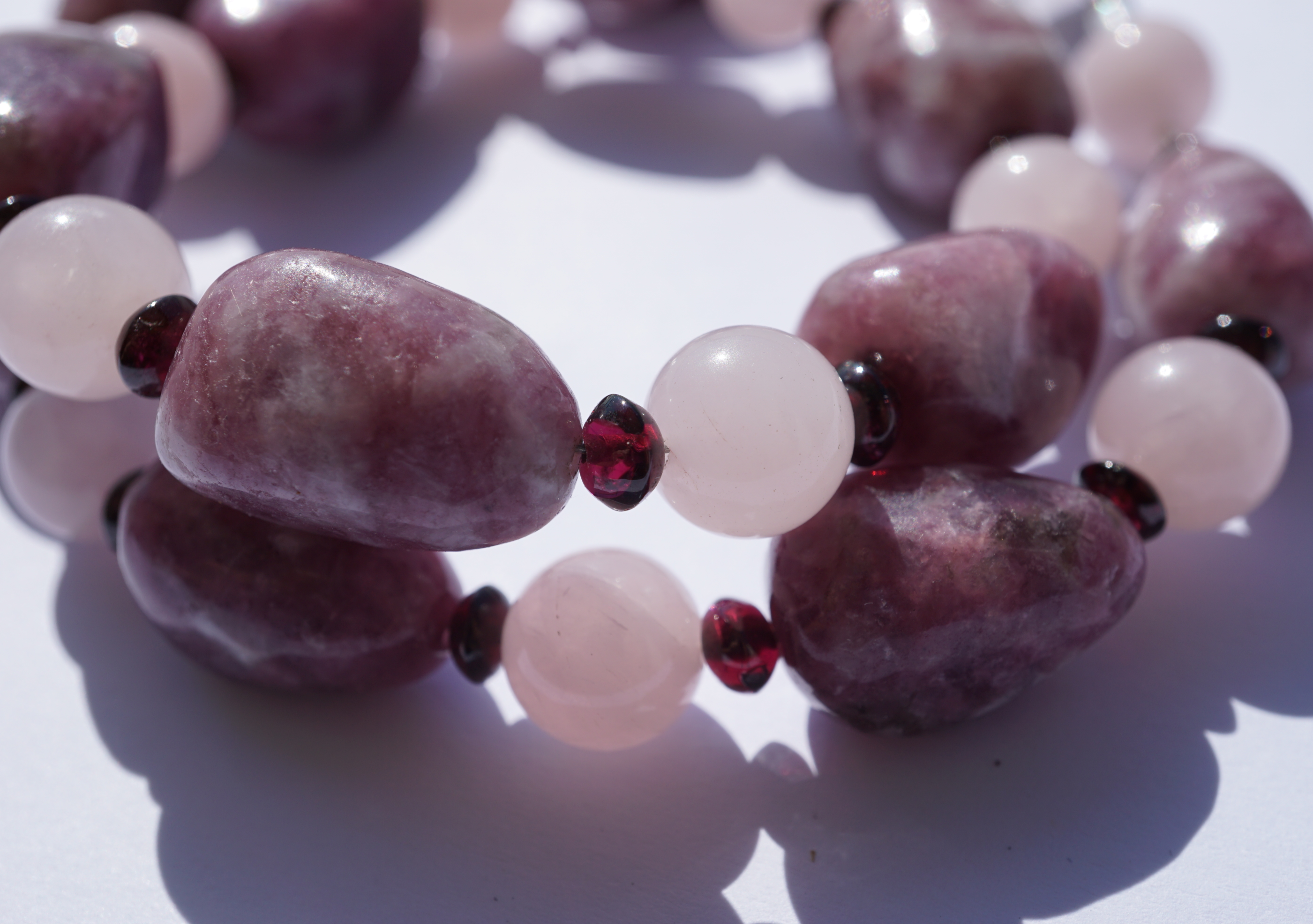 Lepidolite, garnet, pink quarz