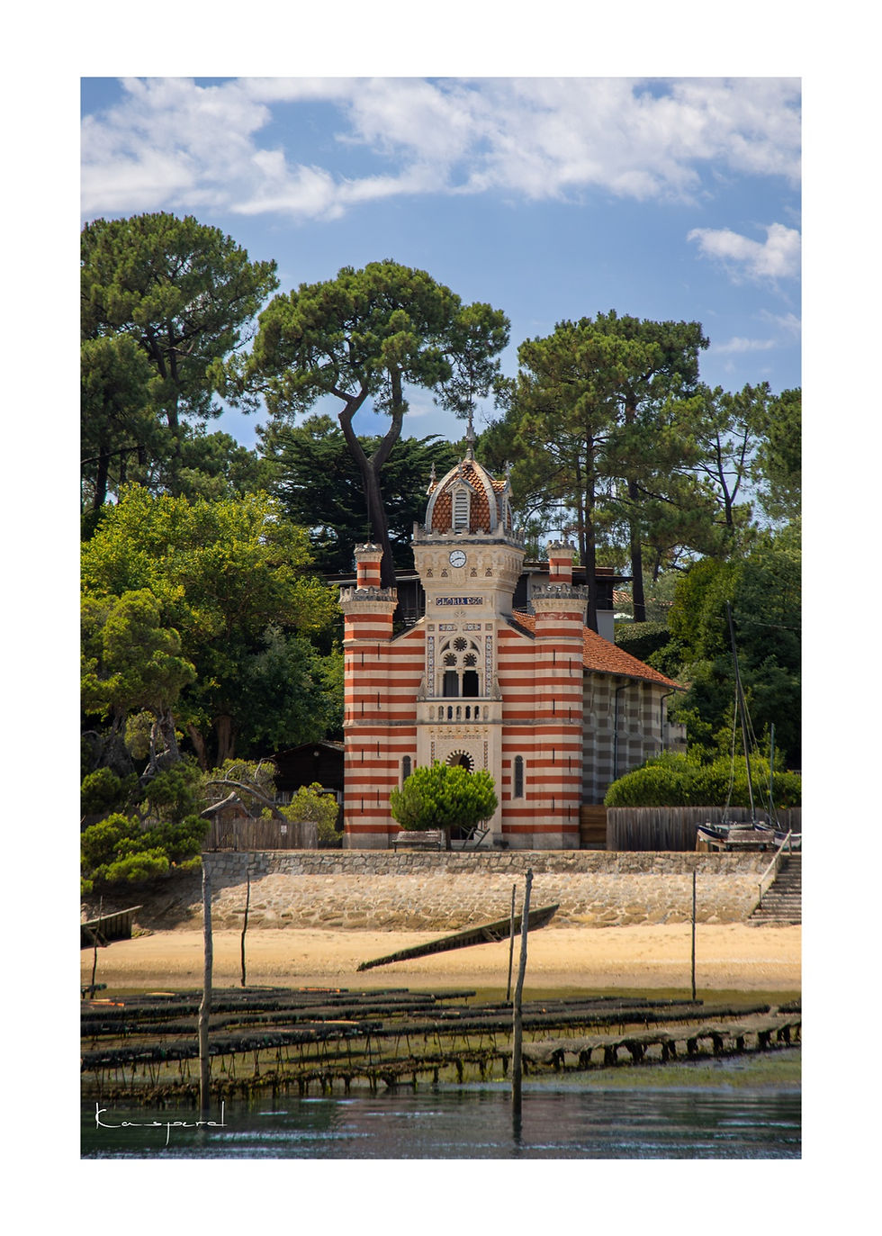 Miniature : Villa Algérienne de L’Herbe au Cap Ferret, ancienne demeure d’inspiration mauresque témoignant de l’histoire et du patrimoine