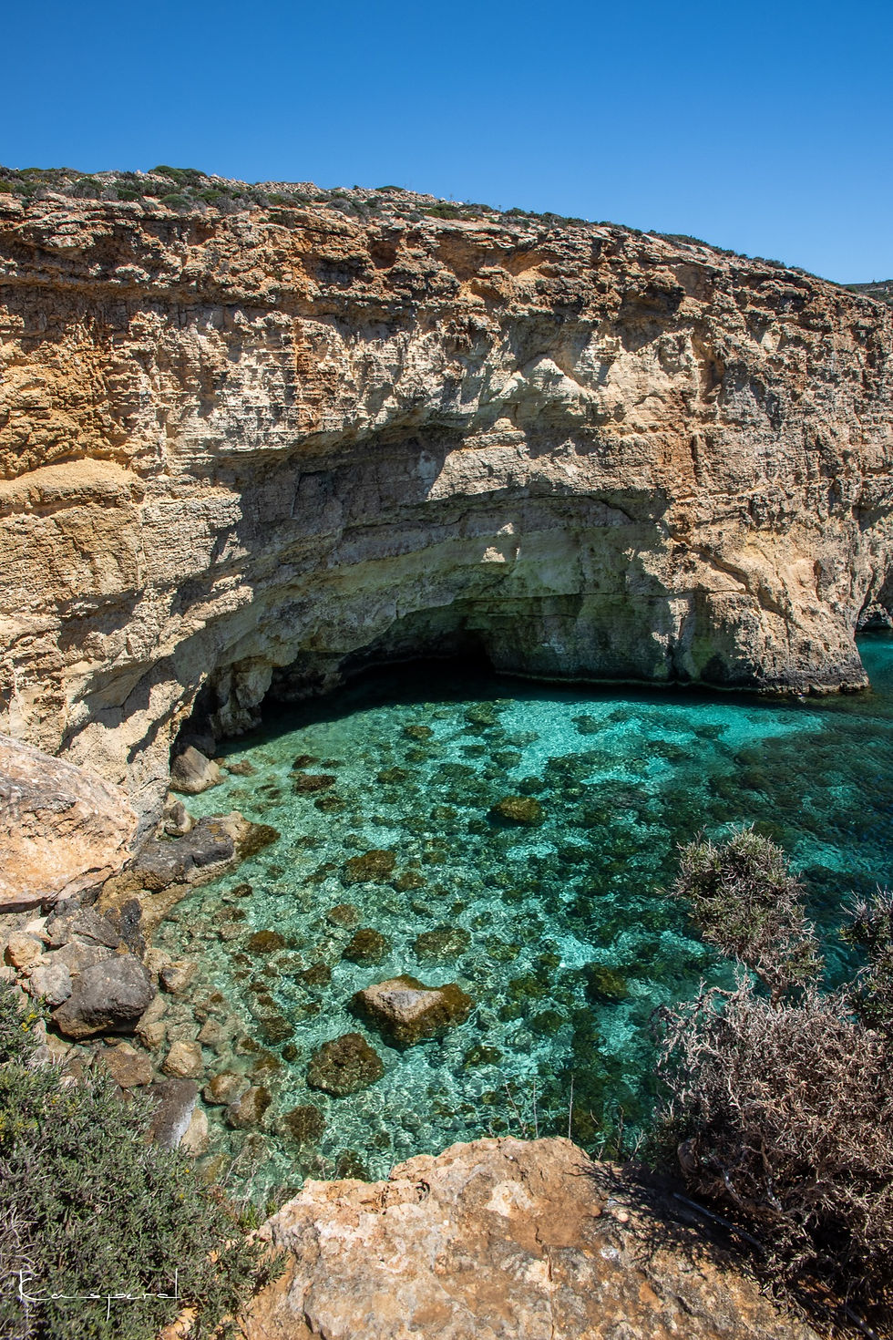 Miniature : Falaise bordant un lagon aux eaux transparentes à Comino près de Malte