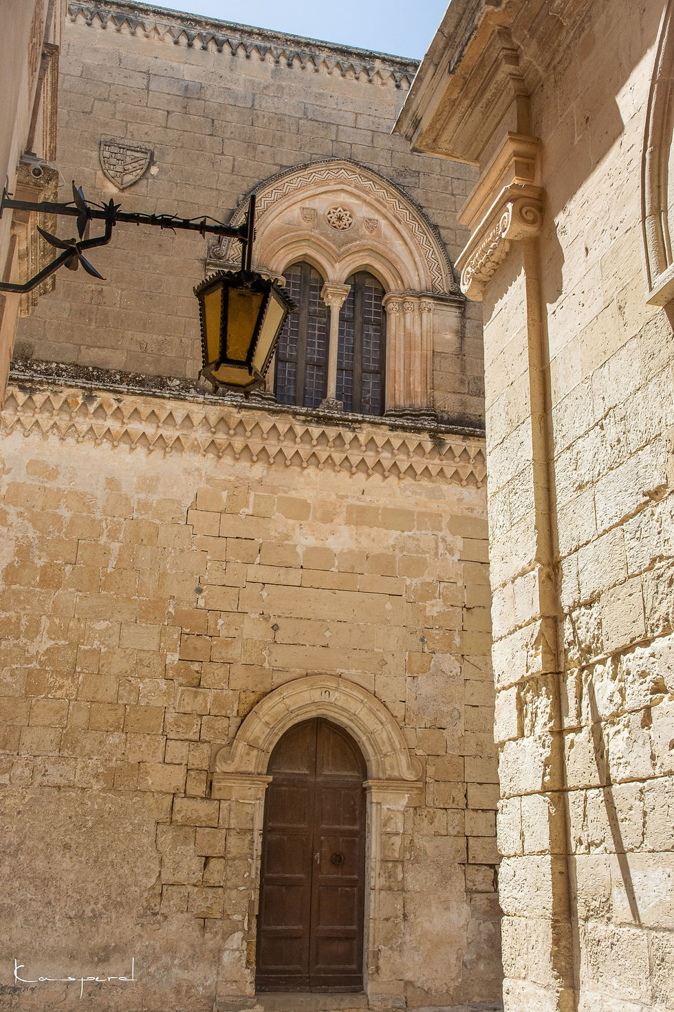 Miniature : Belle maison en pierre calcaire traditionnelle de Malte dans la ville médiévale de Mdina