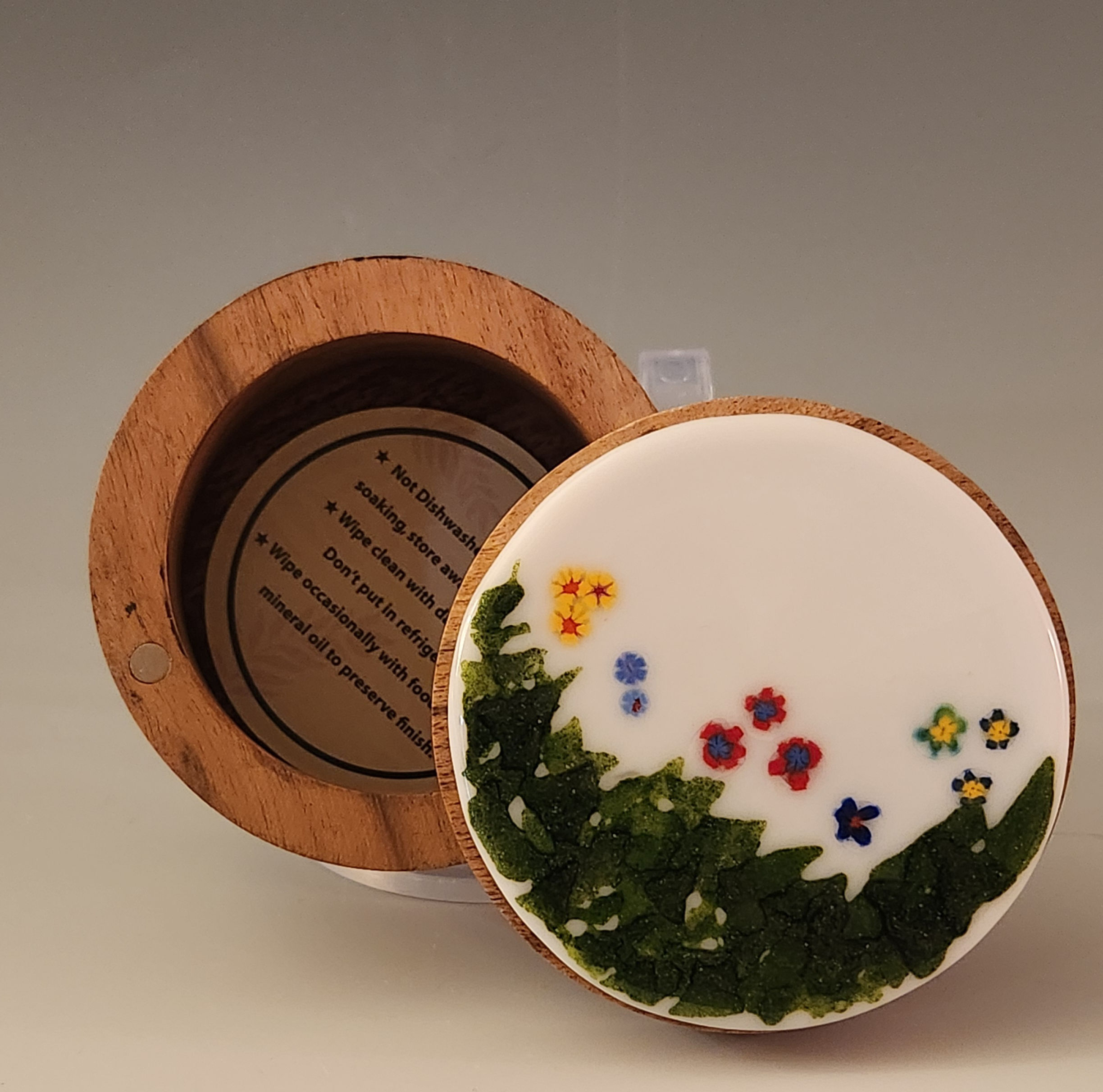 Salt Box w/Red, Blue, Yellow Flowers