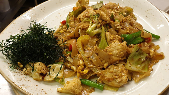 GUAY TIEW PAD KIMOW (Drunken Noodle)