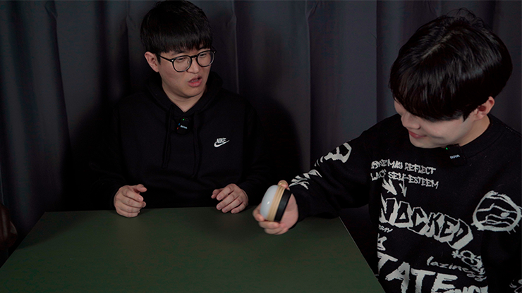 Thumbnail: Spirit (Red) by Ardubi & Doosung Hwang