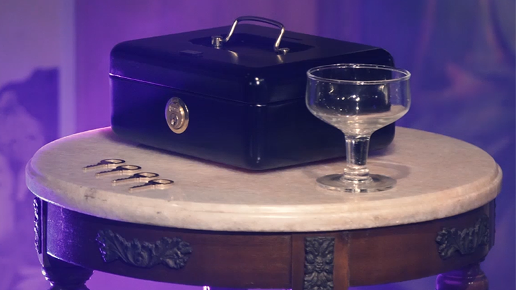 Thumbnail: BDM Hands Off Safe Box - The Perfect Chest by Bazar de Magia (GV$40)