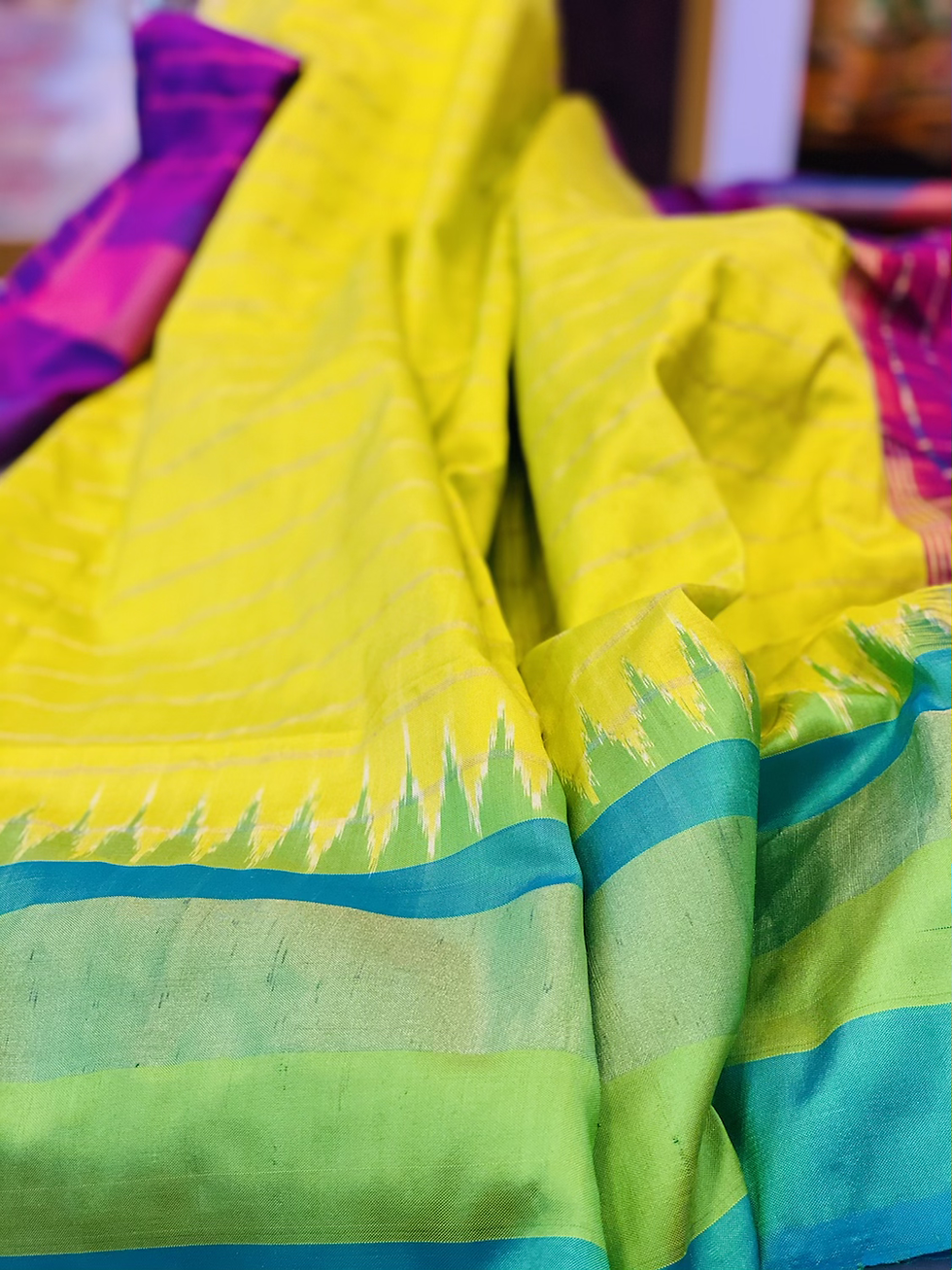 Thumbnail: Pure silk saari in Tample border 