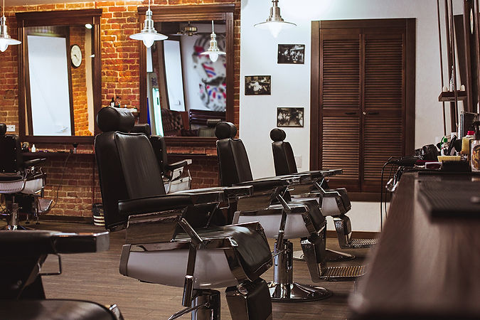 cadeiras-vintage-na-barbearia.jpg