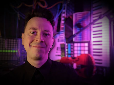 00100sPORTRAIT_00100_BURST20190211175119