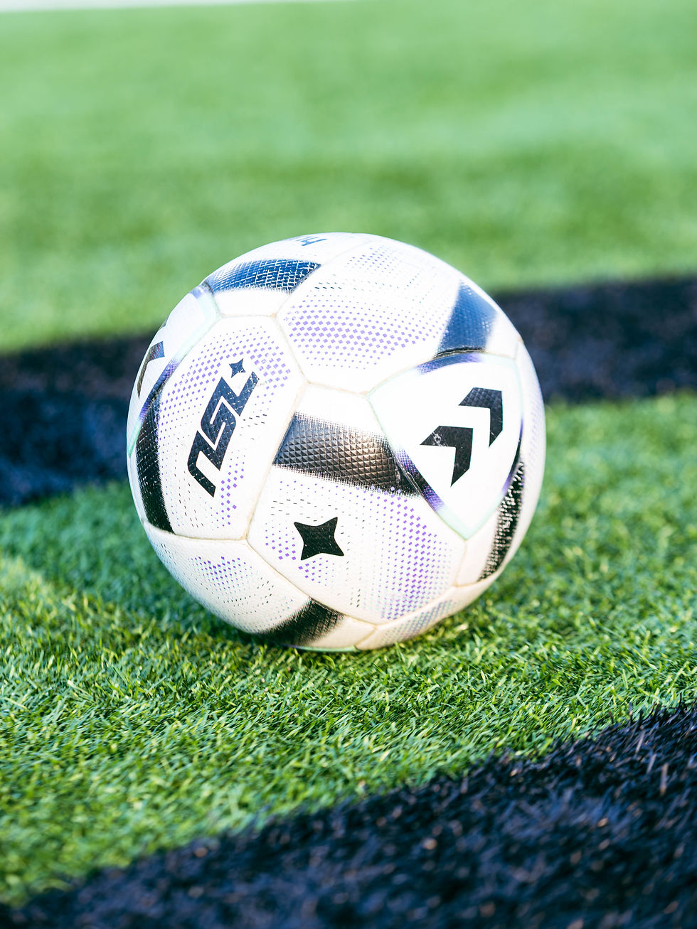 Kaylee Hunter's Penalty Lifts AFC Toronto Past Calgary Wild FC 1-0