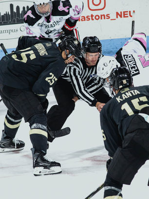 Close Call in Boston: Black Knights Tops Huskies 2-1 on 'Skating Strides’ Night