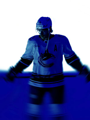 Vancouver Canucks Win 6-2 Against Tampa Bay Lightning Sunday Night 