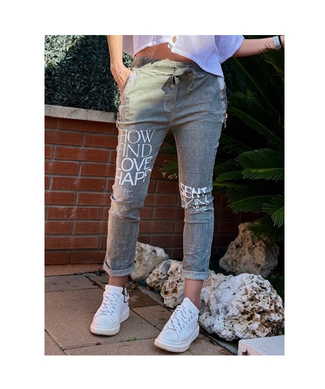 Pantalones grises con estampado, estilo casual