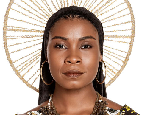 “Prazer, Zezé!” estreia no Sesc 14 Bis e transforma seis décadas de Zezé Motta em musical