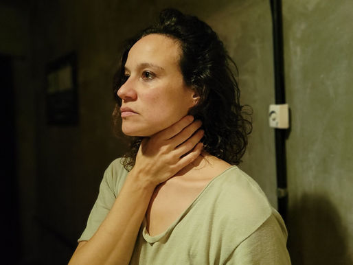 Espetáculo derivado de conto erótico de Hilda Hilst, sobre o corpo feminino, estreia na Casa Urânia