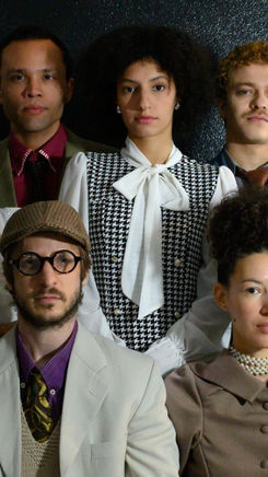 A Moratória, clássico de Jorge Andrade, ganha montagem dirigida por Daniel Herz no Teatro Laura Alvim