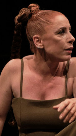 “Queda de Baleia ou Canto para Dançar com Minha Morte” anuncia sessões extras em maio em São Paulo