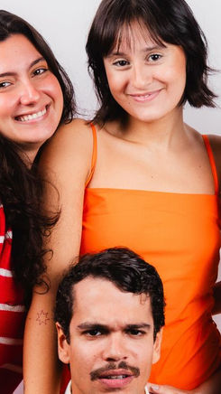 A.M.I.G.A.S. reestreia no Teatro Vannucci