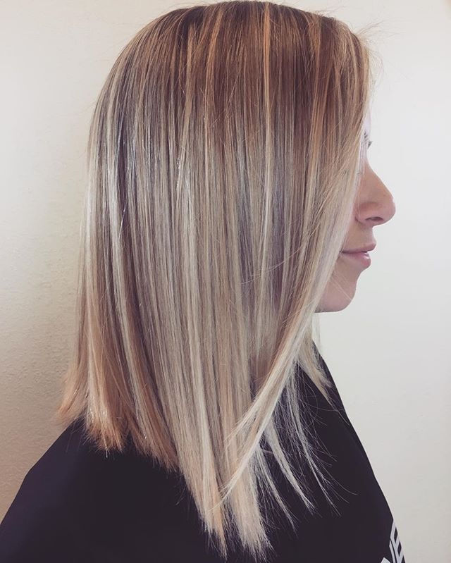 Balayage Lob #highlights #blonde #balayage #autumnnuccisalon #goldwell #hairdressersinvisibleoil #bu
