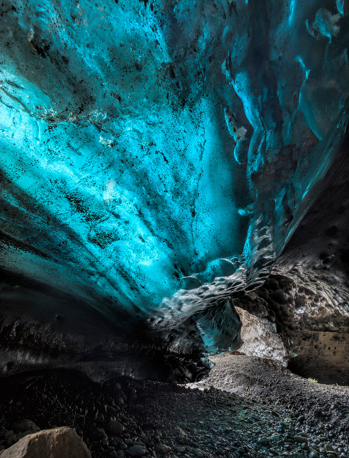 BLUE CEILING - Hvannadalshnukur, Iceland WIX.jpg