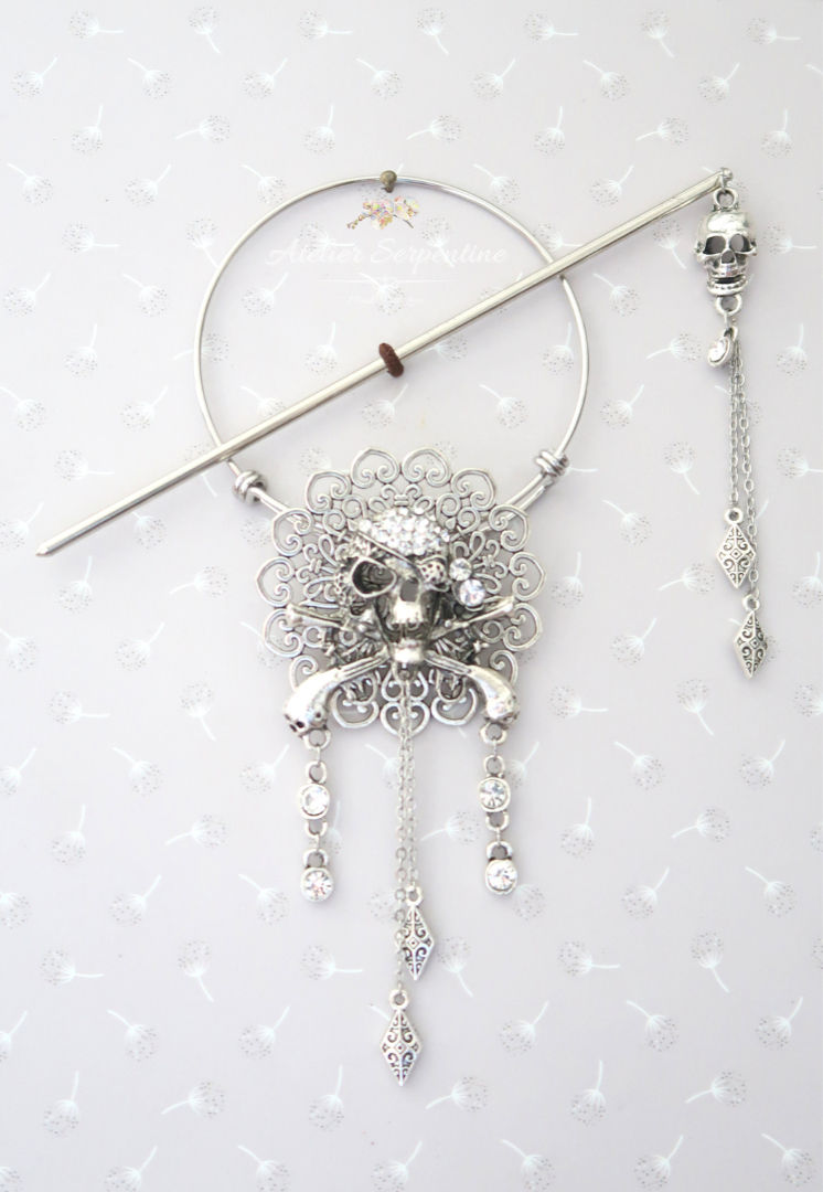 Miniature : Anneau + pic "PIRATE"