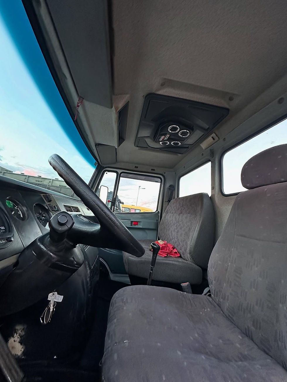 Miniatura: Mercedes-Benz 710 Plus - Ano 2010