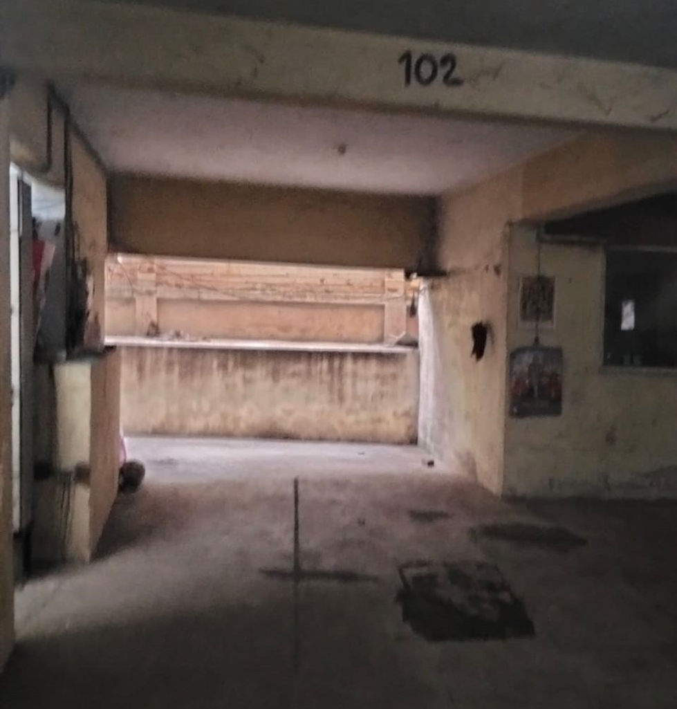 9 Parking