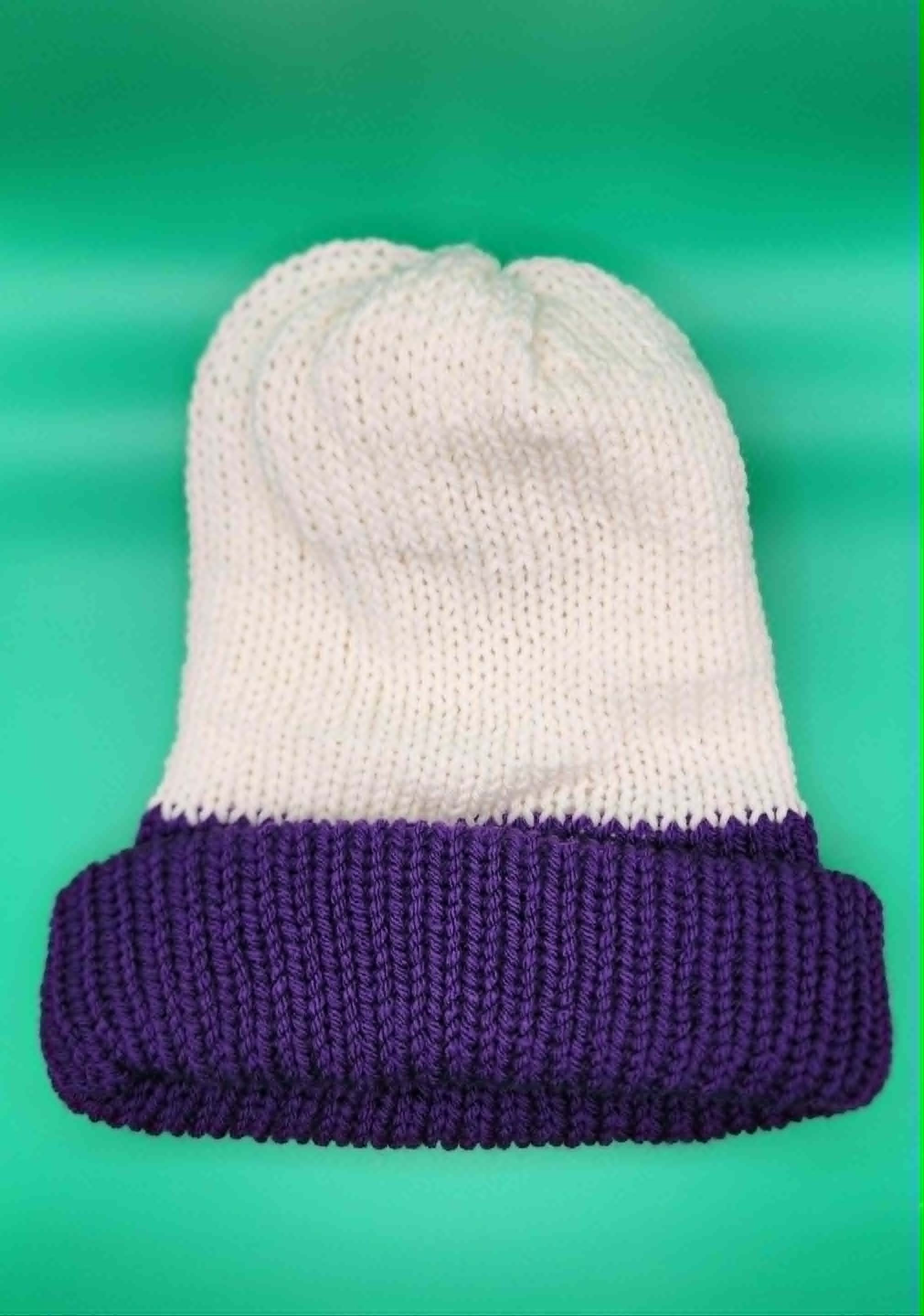 ๐ Contrast Color Block Knit Beanie - Winter White & Royal Purple ๐ค