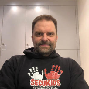 Oliver Becker, Founder