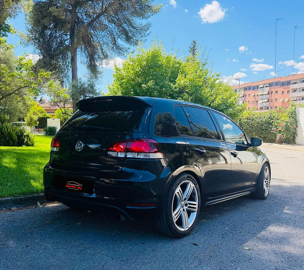 Miniatura: Volkswagen Golf GTI