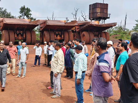 मेघाहातुबुरू में मजदूरों का फूटा गुस्सा, सेल प्रबंधन के खिलाफ प्रदर्शन, खदान बंद की चेतावनी