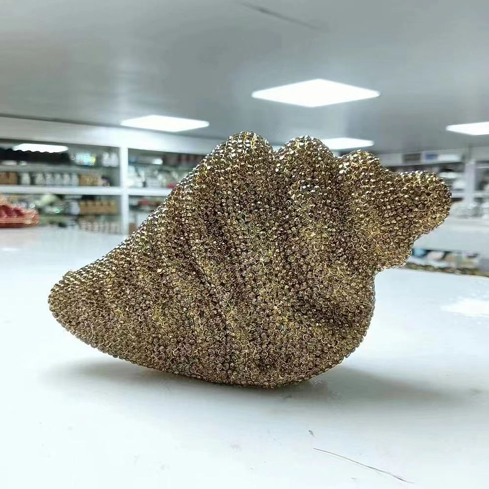 Thumbnail: Rhinestone Conch Bag