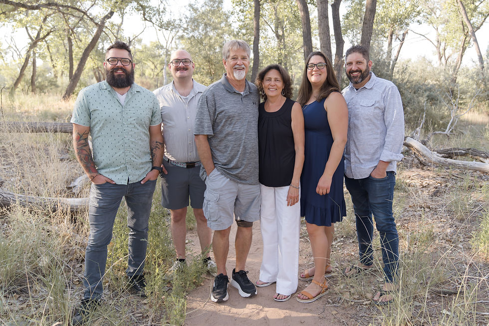 Tips for Planning a Stress-Free Large Group Photo Session