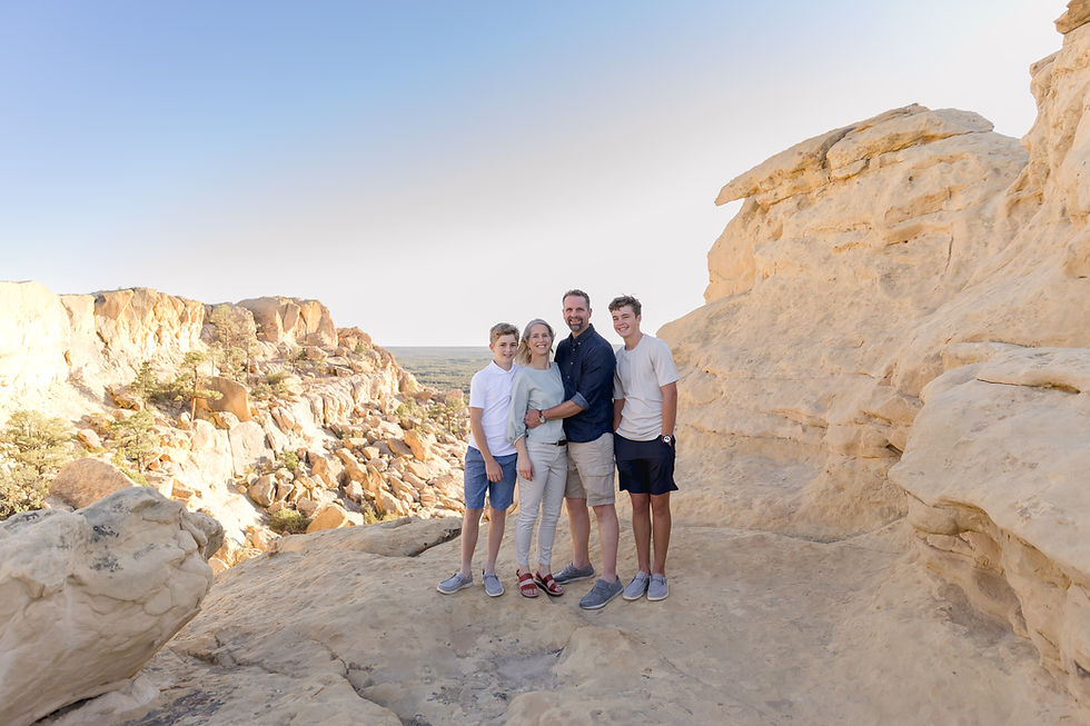 Family Photos Albuquerque, Albuquerque Family Photography, Rio Rancho Family Photographer, New Mexico Family Photographer, Family Photo Tips, Family Photography Locations Albuquerque