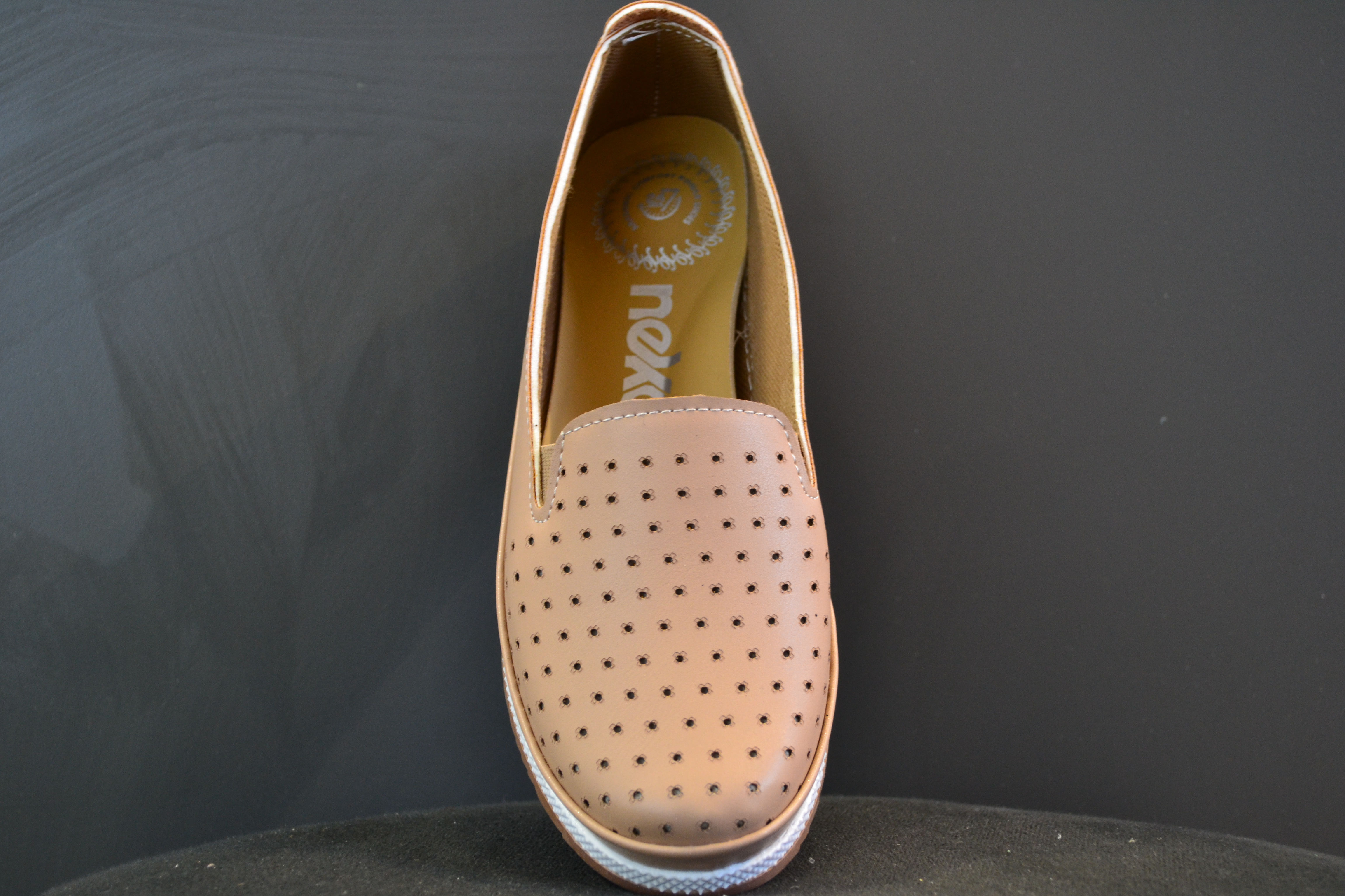 Düz desen bayan ayakkabı