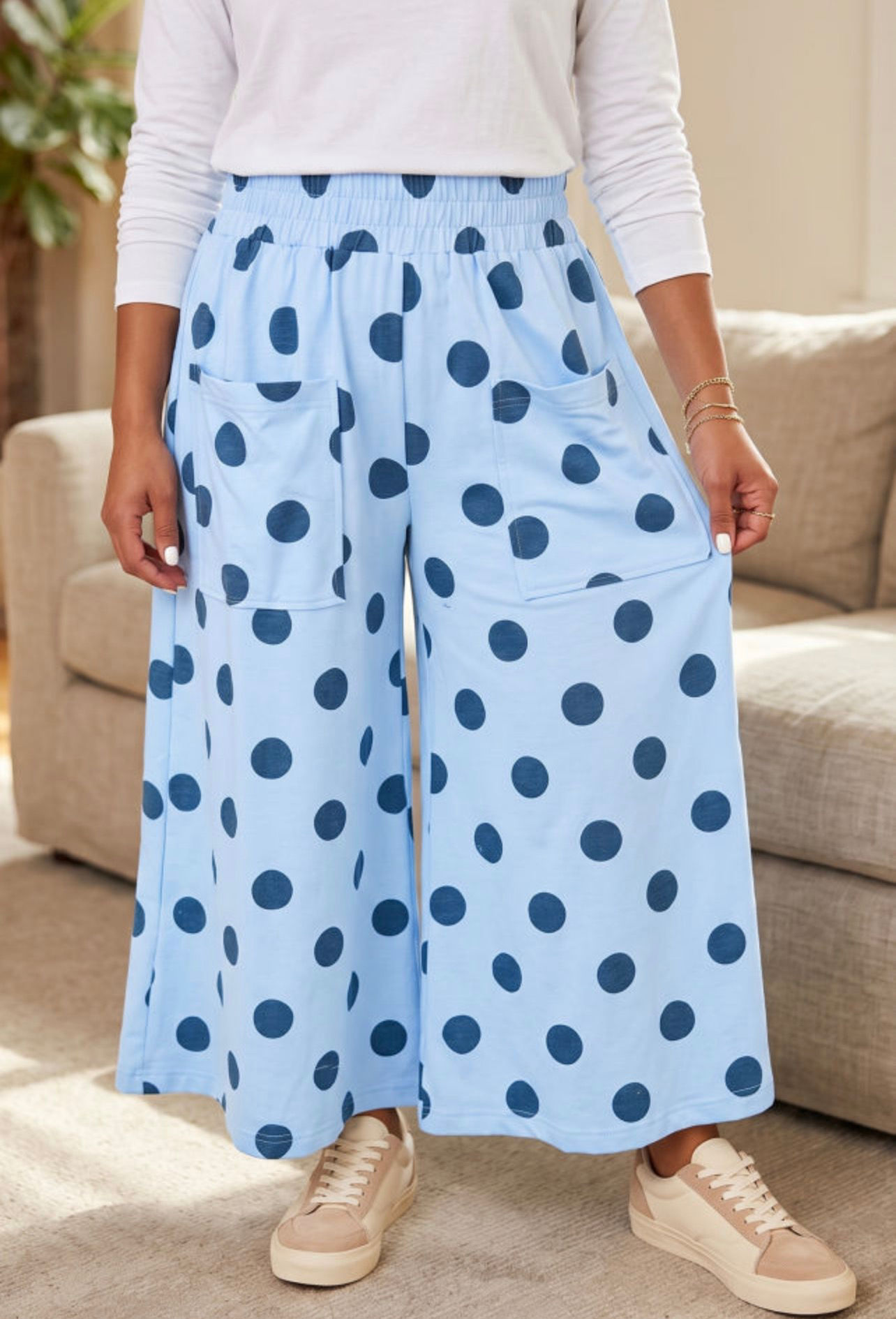 A+O Curvy Girl Blue Polka Dot Pants