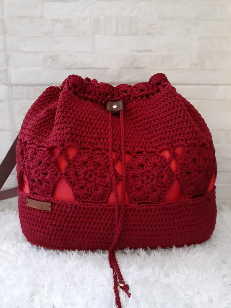 Bolsa Saco em Crochê