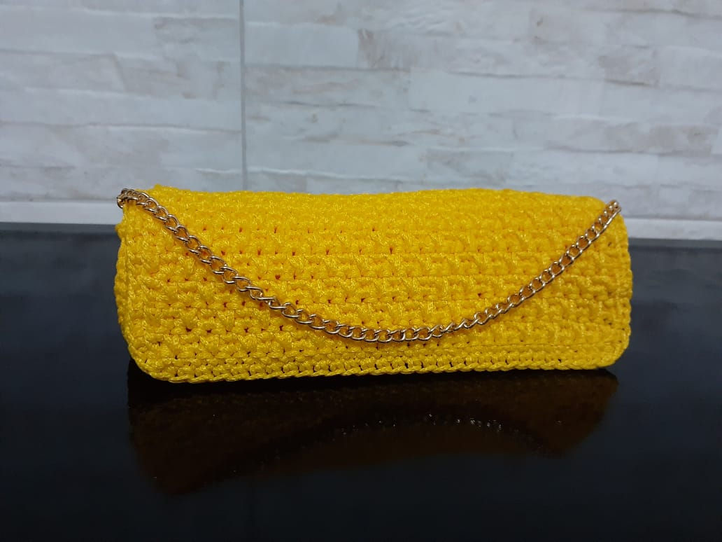 Bolsa Clutch Encanto em Crochê
