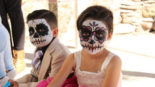 Stereotypes, Costumes and Resistance