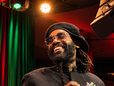 Reggae legend Tarrus Riley wrapped up his sold-out, three-night residency at the Jon Batiste Jazz Club on October 9