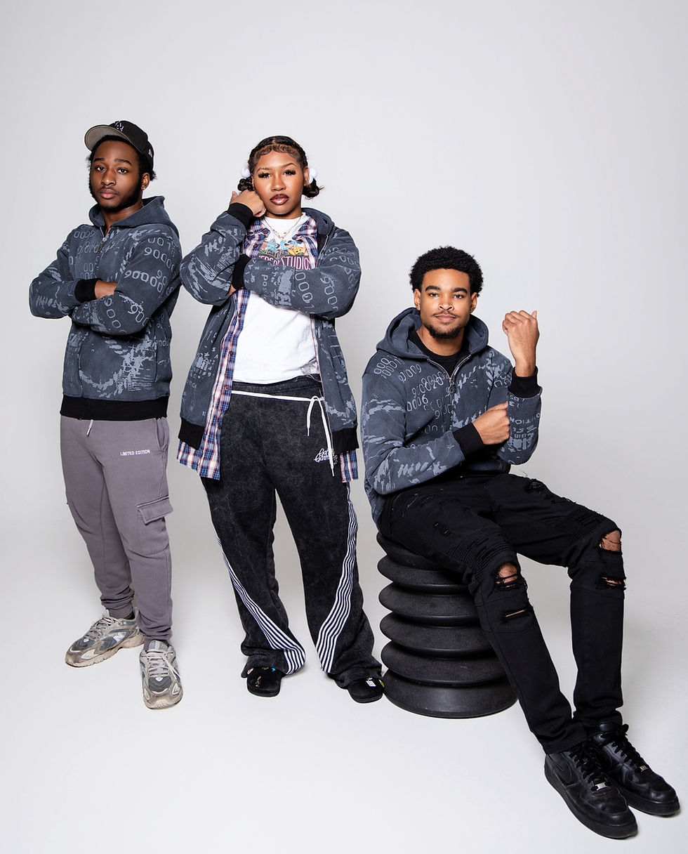 Thumbnail: Confidential in code grey jacket 