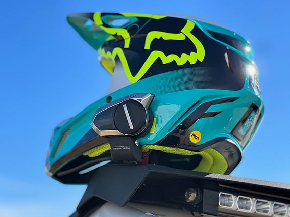 RIDE CONNECTED WITH THE SENA 50s