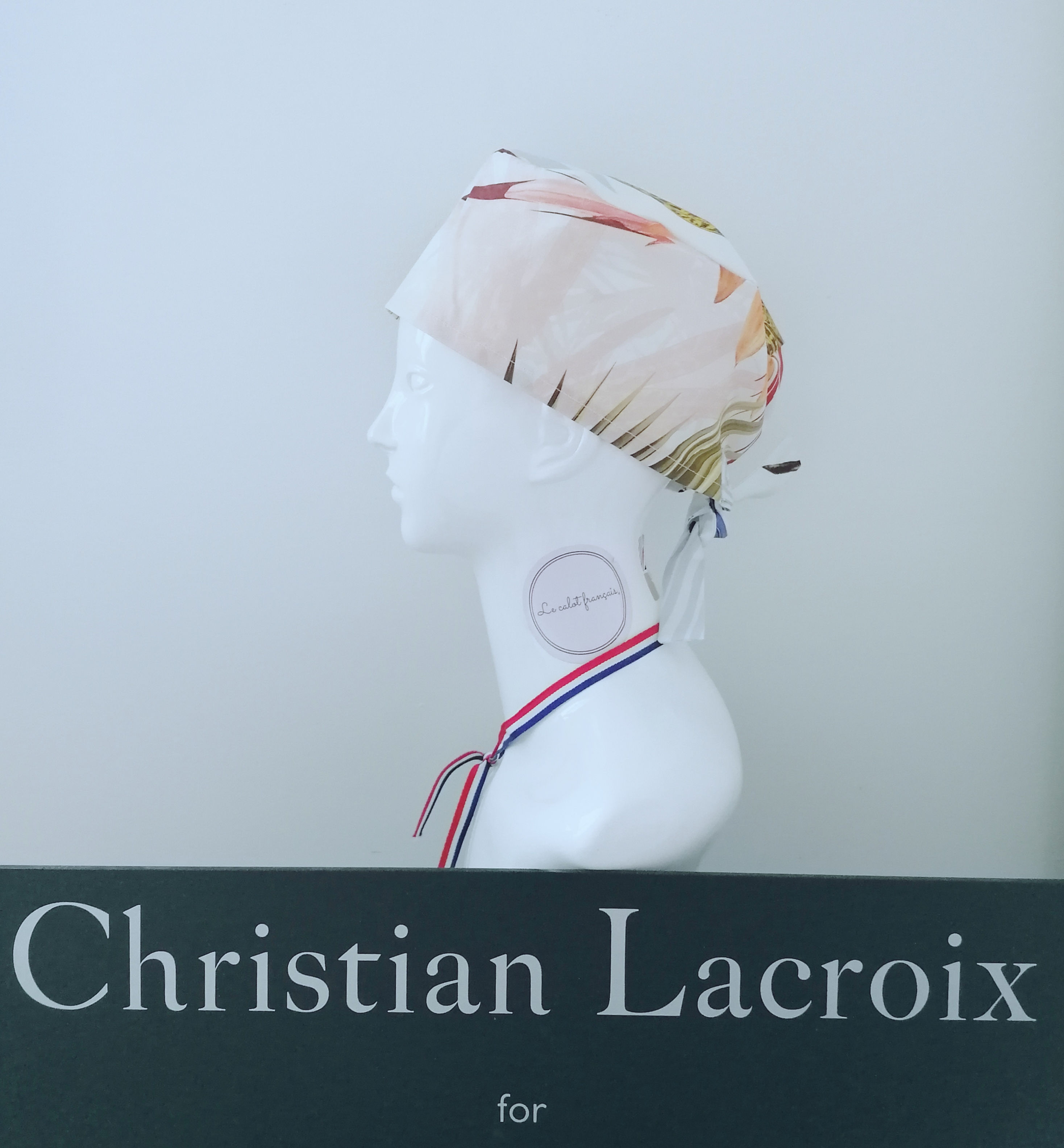 Calot Tissu Christian Lacroix c15