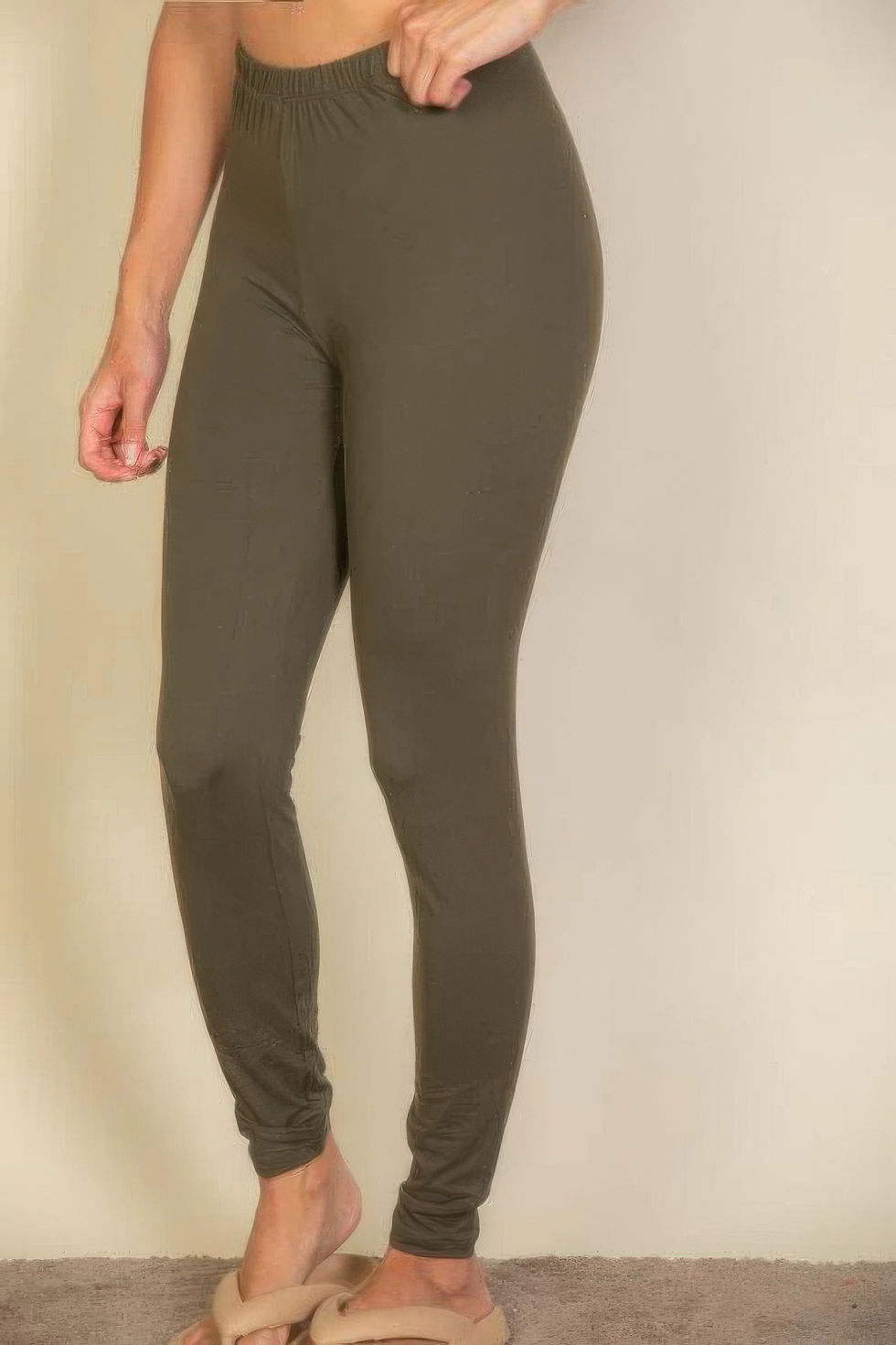 Thumbnail: Basic Solid Leggings