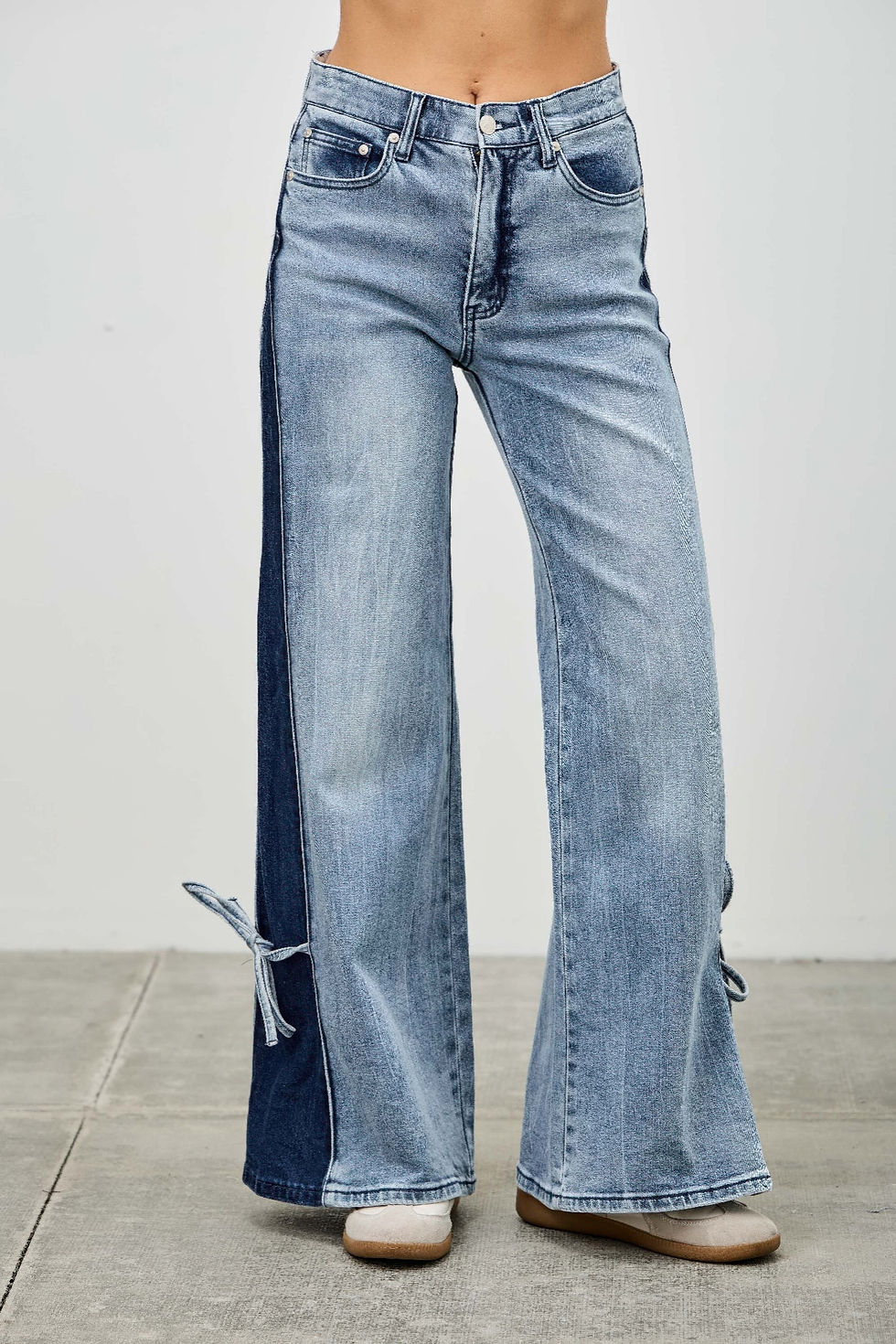 Thumbnail: Mid Rise Contrast Wide Leg With Tie    