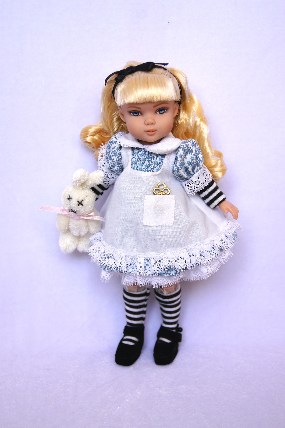 2007 "Hunting Rabbit"